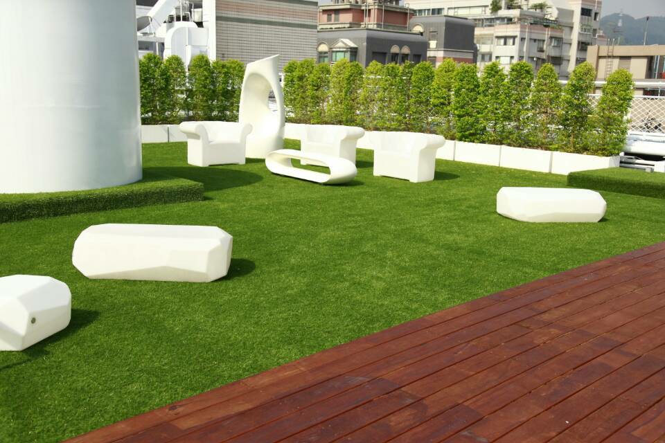 酒店花園草坪